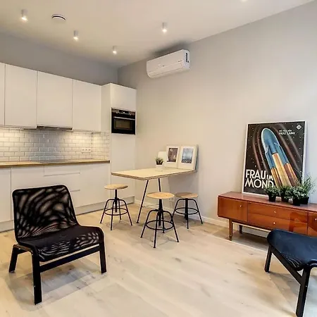 Nieuw In Centrum! Apartman