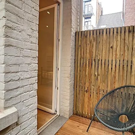 Nieuw In Centrum! * Левен